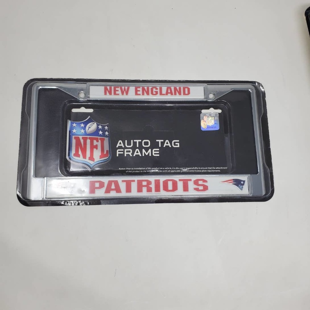 Rico Industries NFL New England Patriots Chrome Metal License Plate Frame